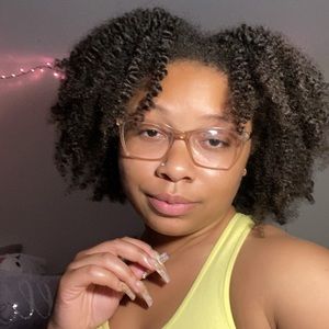 Meet your Posher, Unique